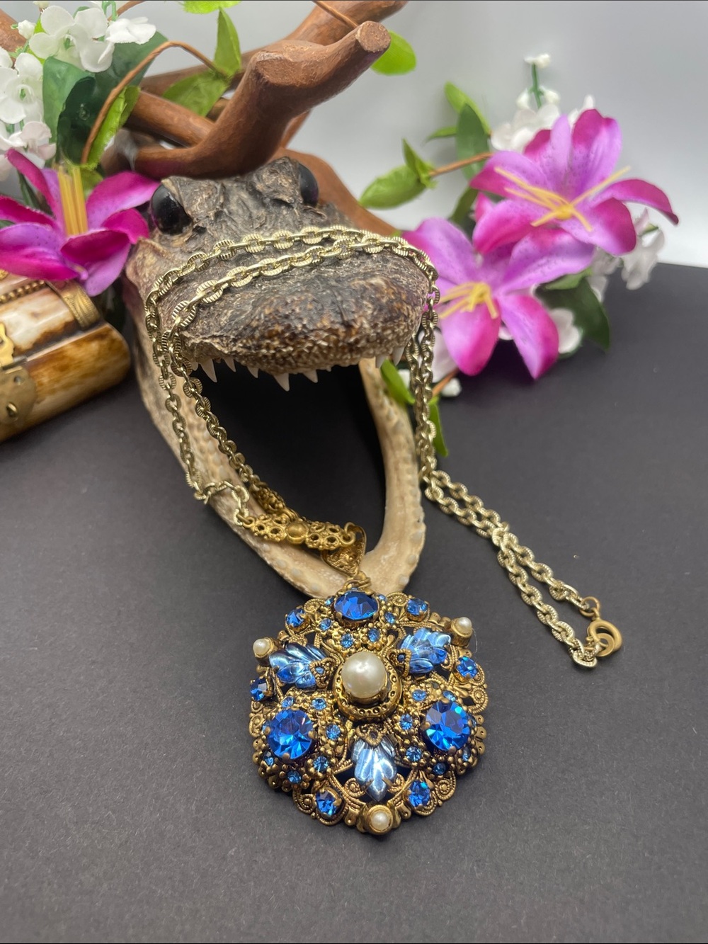 Western Germany filigree necklace vintage B25